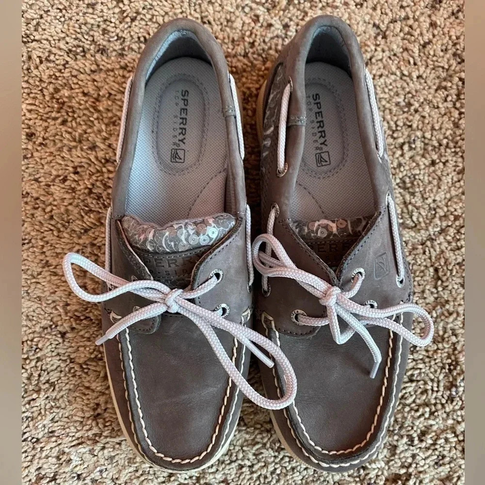 Sperry Top Sider Gray Sequin Boat Shoes size 6M like new